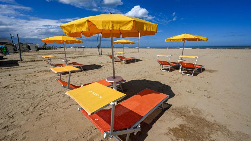 Spiagge, ombrelloni e nuove tariffe: ecco cosa cambia con la riforma