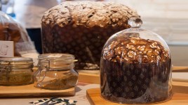 Anche il panettone quest’anno è sostenibile: dalla vasocottura al riciclo delle scatole, le idee da copiare