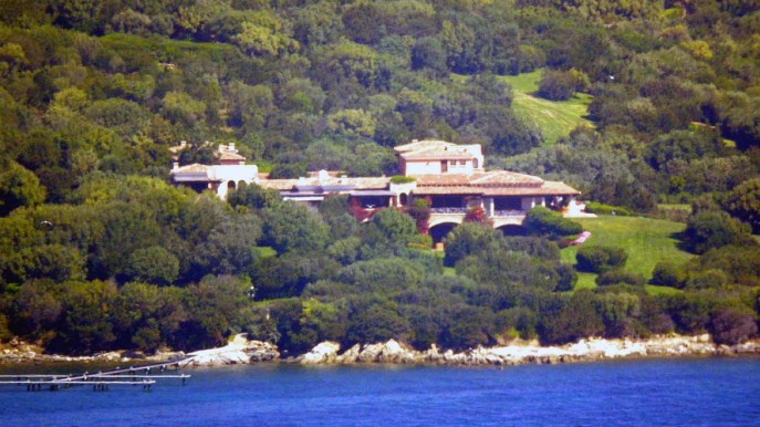 Quanto vale Villa Certosa, residenza di Silvio Berlusconi: è tra le più care al mondo