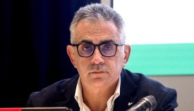 Pregliasco: “Per influenza e Covid no agli antibiotici. Prepariamoci ai superbatteri”