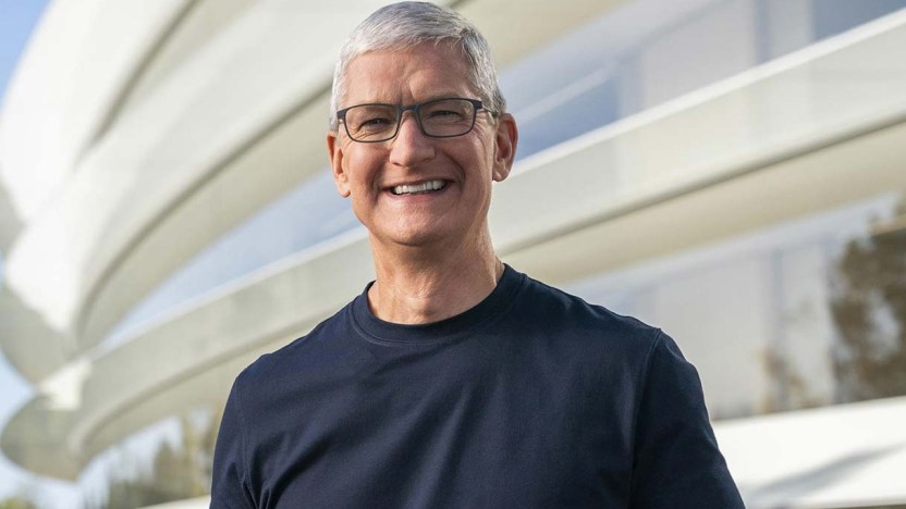 Apple, quanto guadagna il ceo Tim Cook e come è diventato miliardario