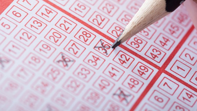 Lotto e SuperEnalotto, estrazioni di Oggi sabato 4 gennaio 2025: numeri e combinazione vincente