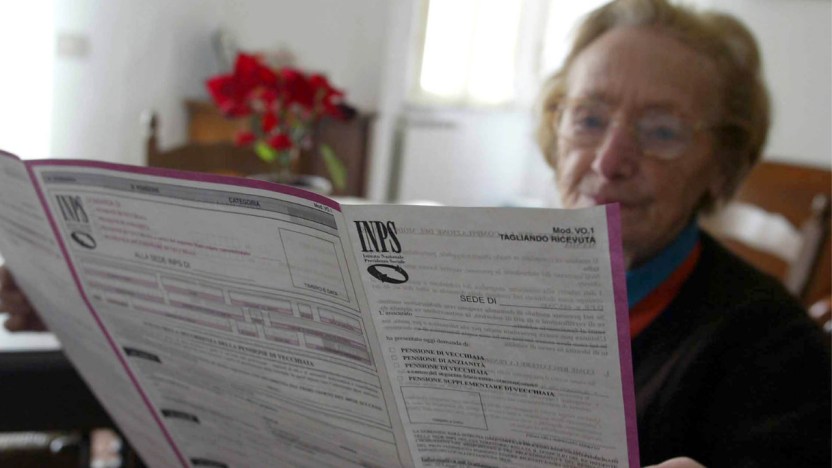 Pensioni, assegni più bassi: i possibili rimedi del governo