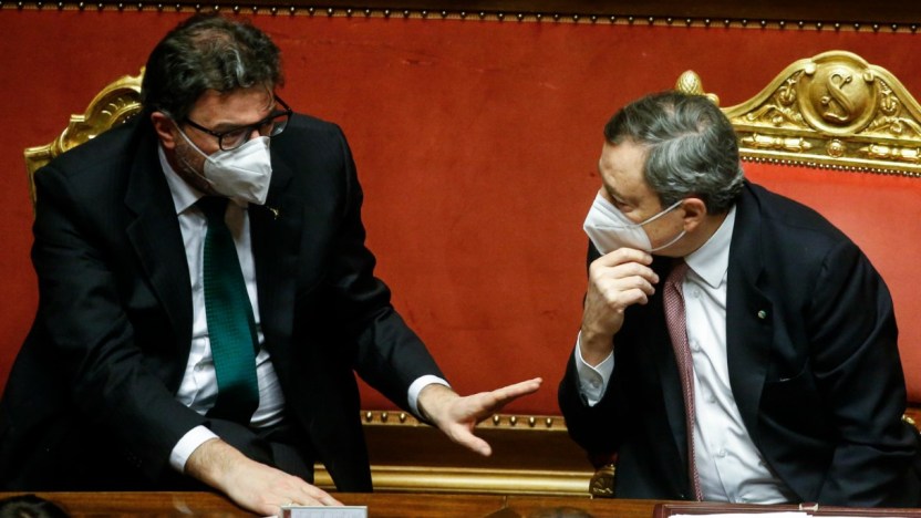 Nuovo Dpcm in arrivo: novità su green pass, quarantena e ristori