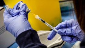 Covid: il richiamo annuale (o quarta dose) sarà in autunno. Le novità