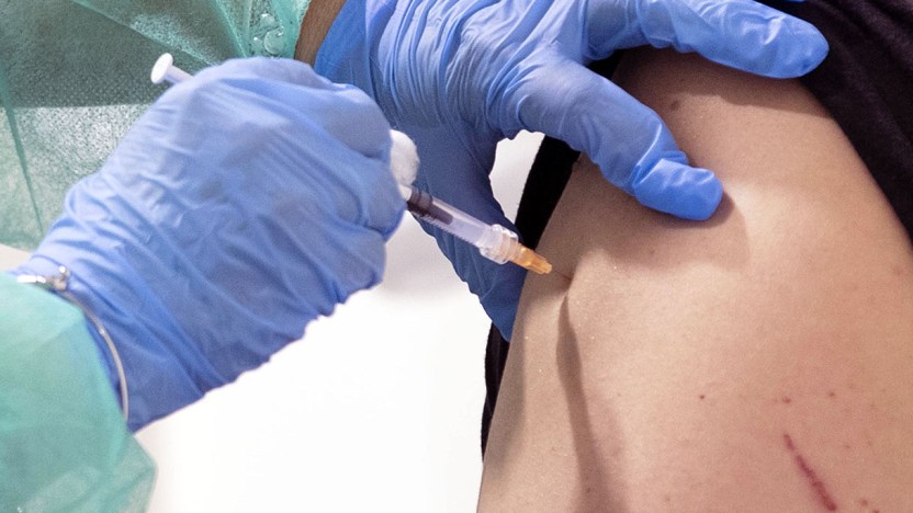 Perché la multa ai no vax over 50 non è ancora arrivata?