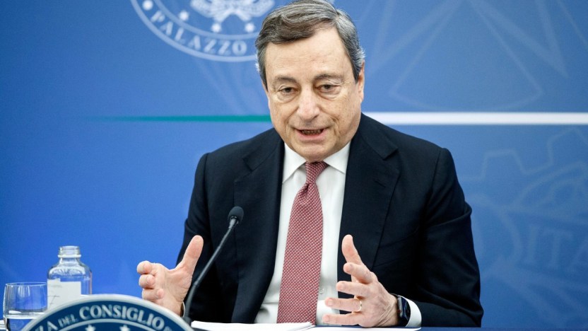 Nuovo decreto Covid, via le restrizioni ma con tempi diversi: cosa cambia