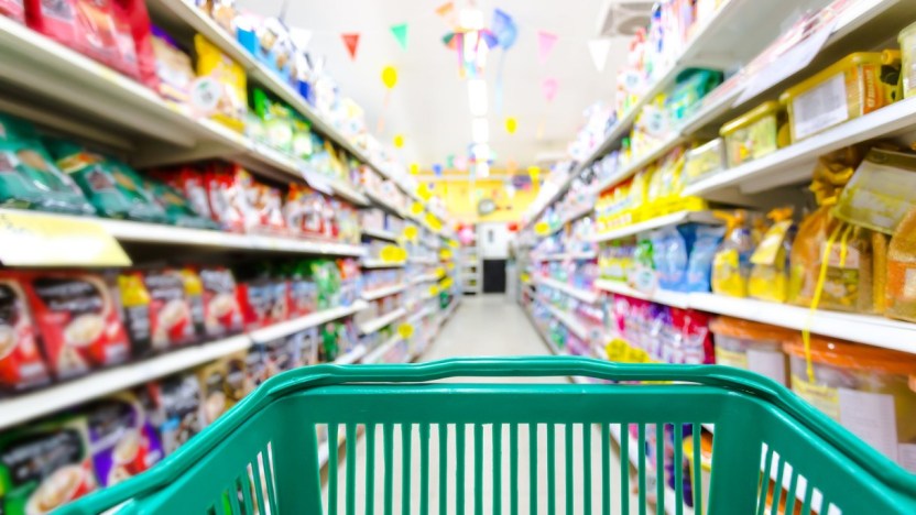 Rischio salmonella, Ferrero ritira alcuni prodotti anche in Italia: ecco quali