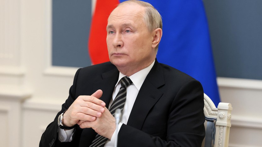 Putin “ruba” il grano ucraino e detta le condizioni per l’export: cosa chiede