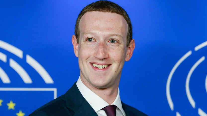La crisi colpisce anche i colossi digitali: periodo nero per Facebook