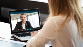 Lavoro, posizioni aperte: le aziende che assumono in smart working