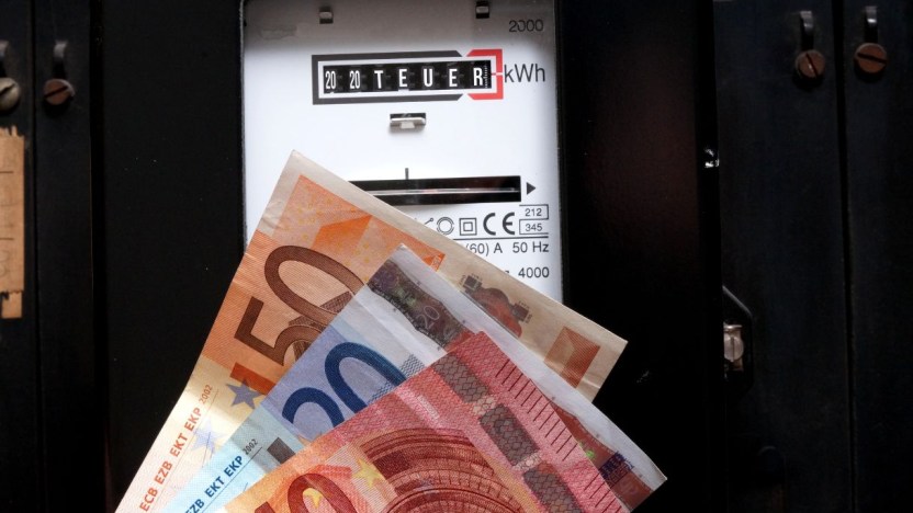 Energia, addio mercato tutelato: bollette alle stelle per i condomini