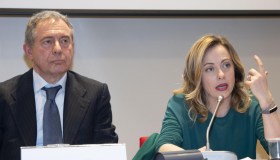 Crisi aziendali, governo nel caos: a rischio migliaia di lavoratori