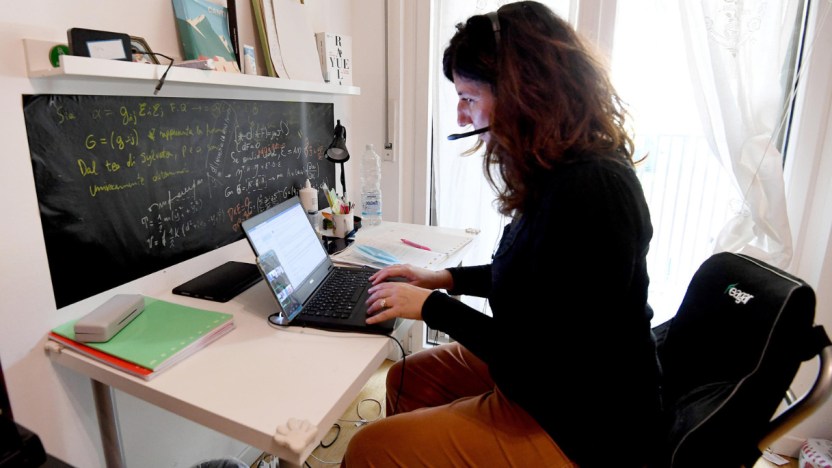 Smart working, cambia tutto: chi potrà usufruirne e fino a quando