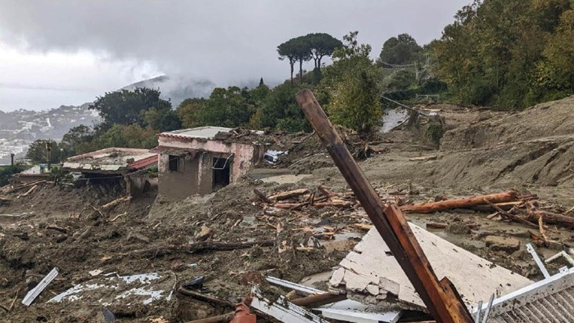 Maltempo, allerta arancione in quattro Regioni: rischio frane e alluvioni