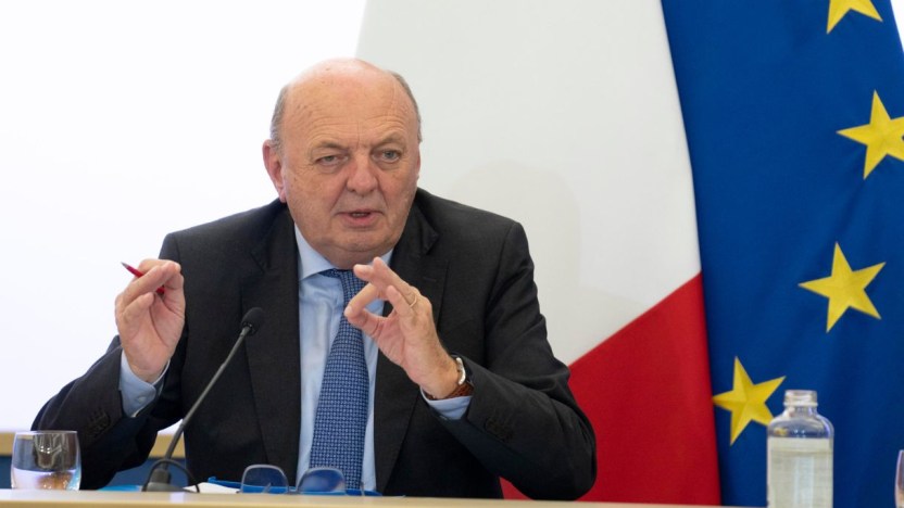 Crisi energia, Pichetto rassicura e propone price cap: il piano
