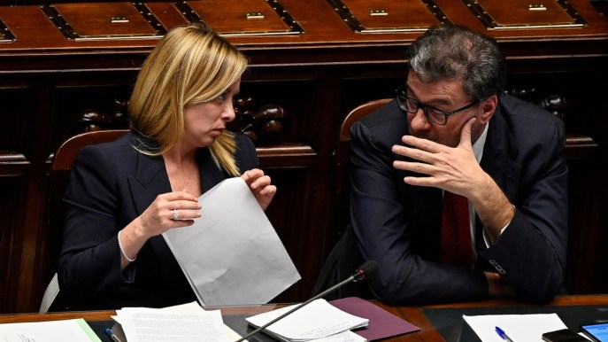 Patto di stabilità e MES: pressing sull’Italia. Ma Giorgetti si salva (per ora)