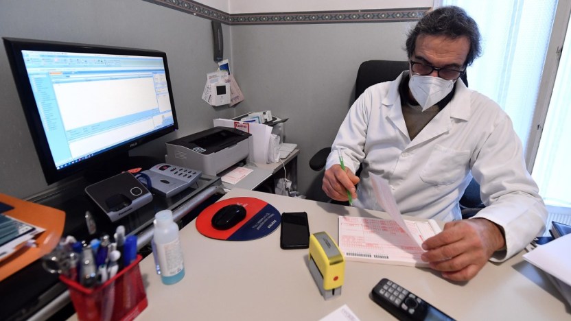 Allarme sanità, addio alle ricette elettroniche dal 1° gennaio 2023