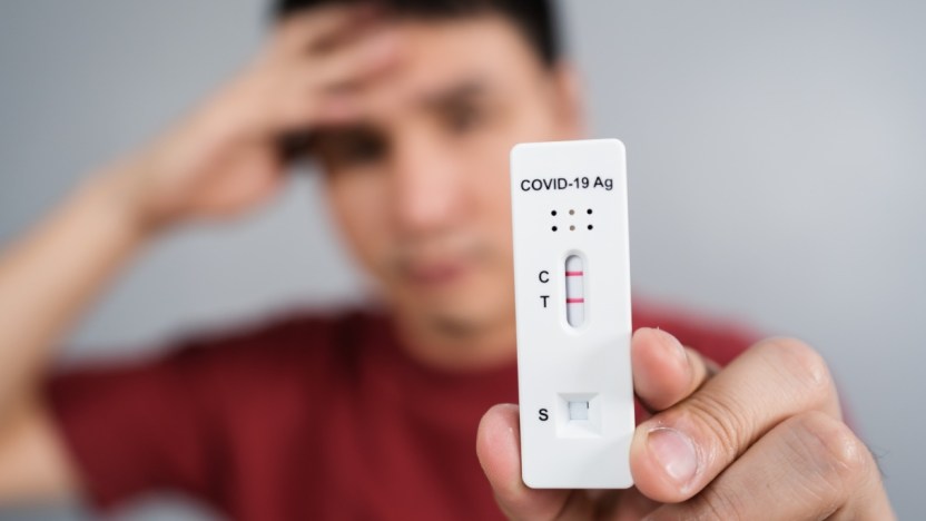 I sintomi del Covid stanno cambiando: cosa tenere d’occhio ora