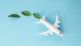 Quanto inquina davvero viaggiare (e come farlo più green)