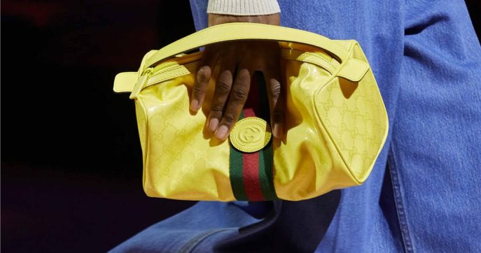 Borsa Gucci tela laccata monogram gg