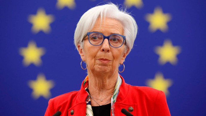 Monito di Lagarde: “L’inflazione risalirà”. Tassi fermi fino in fondo