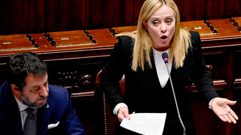 Parte la sforbiciata sul Pnrr: saltano questi treni strategici