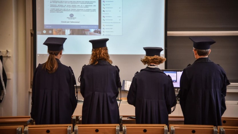 Stipendi più bassi per i laureati: quanto guadagnano