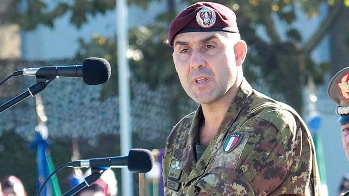 Vannacci spacca la Destra: l’ombra di Putin, l’imbarazzo della Meloni