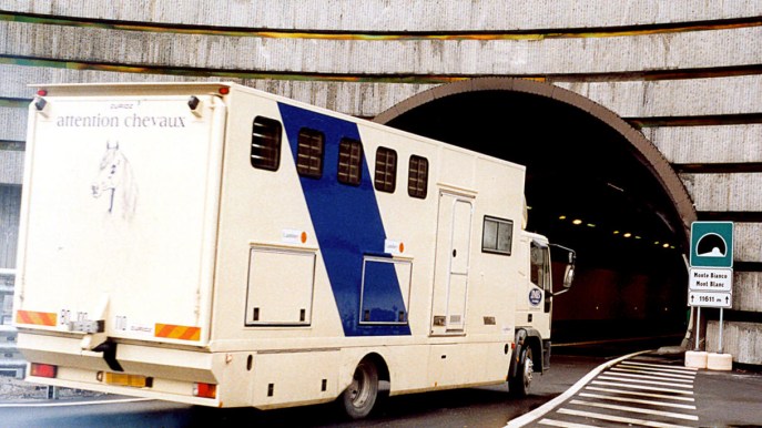 Fino a quando resta chiuso il Traforo del Monte Bianco
