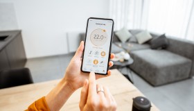 Meno fotovoltaico, più domotica: quanto costano ora i lavori per il risparmio energetico