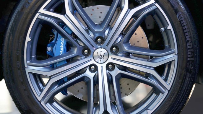 Stellantis è francese, ma tutte le Maserati saranno prodotte in Italia