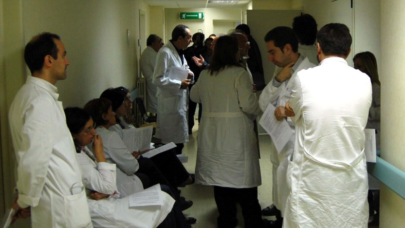 Disturbi alimentari, il Governo taglia i fondi: a rischio 22mila pazienti