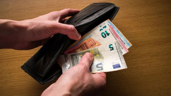 L’inflazione si “mangia” ricchezza famiglie: forte calo nel 2022