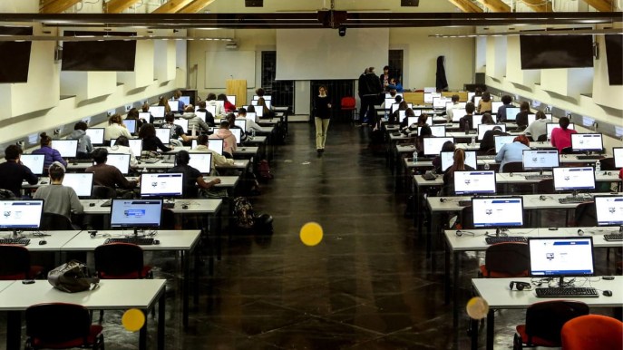 Test di Medicina, prove rimandate e addio quiz: la ministra Bernini vuole corso di 6 mesi più esame