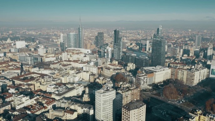 Smog, emergenza inquinamento nel Nord Italia: da Milano a Torino all’Emilia, la situazione