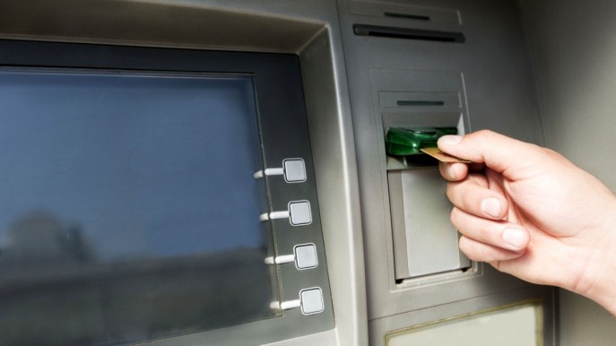 Banche, più di 3.000 Comuni senza filiali: quali sono le Regioni con meno sportelli