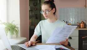 Marca da bollo in fattura, obbligo anche per i forfettari. Tutti i casi in cui non si deve applicare