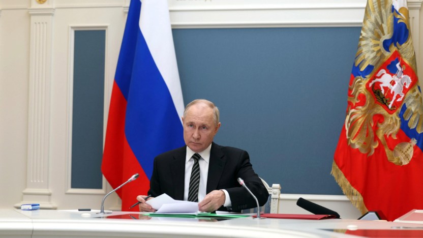 Russia, scoperti file segreti sulle armi nucleari: Putin cambia le condizioni per attaccare