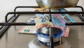 Bolletta del gas in calo, prezzo di febbraio al ribasso per i clienti vulnerabili