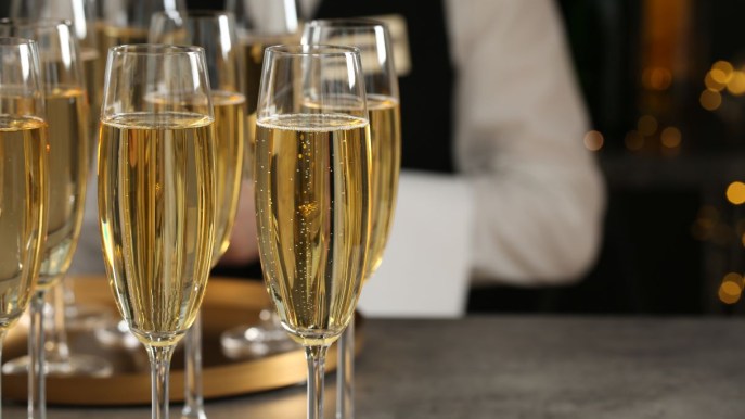 Export vino italiano in calo: soffrono i rossi, resistono i bianchi ma il Prosecco supera lo Champagne