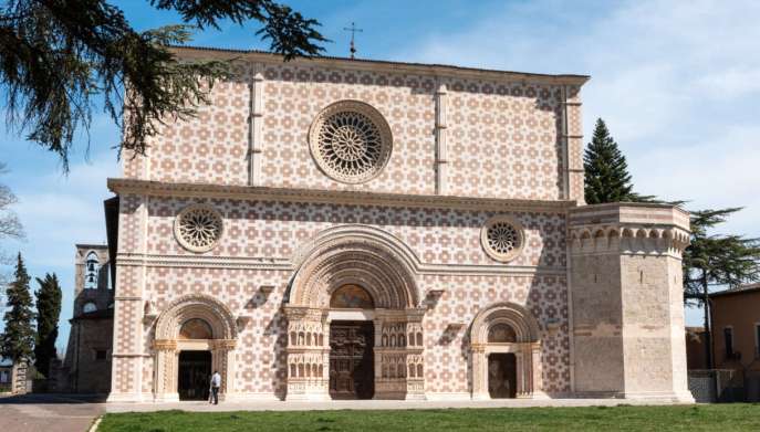 Basilica di Santa Maria di Collemaggio a L'Aquila