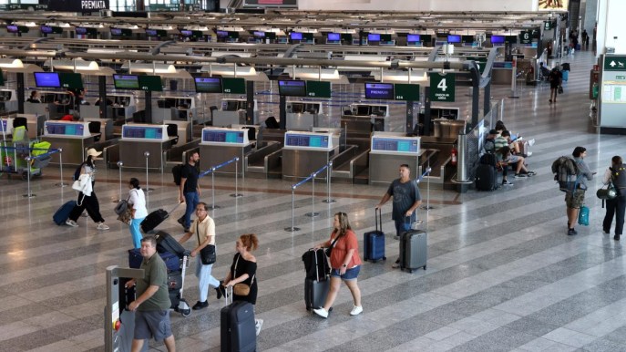 Estate 2024, caro voli già scattato: Milano è la città più colpita