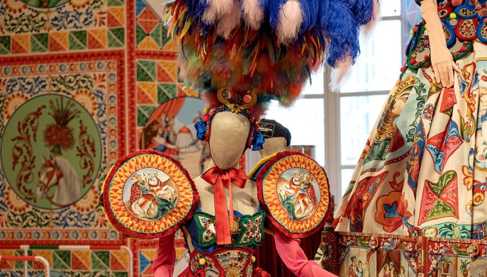 Mostra "Dal cuore alle mani" firmata Dolce & Gabbana.
