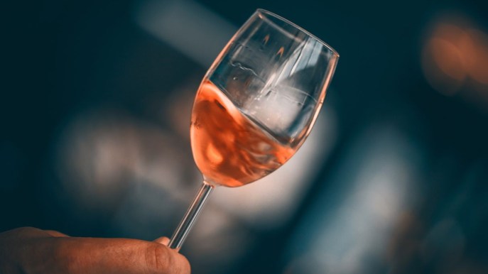 Qual è il vino più venduto in Italia? Abruzzo e Sicilia dominano le classifiche