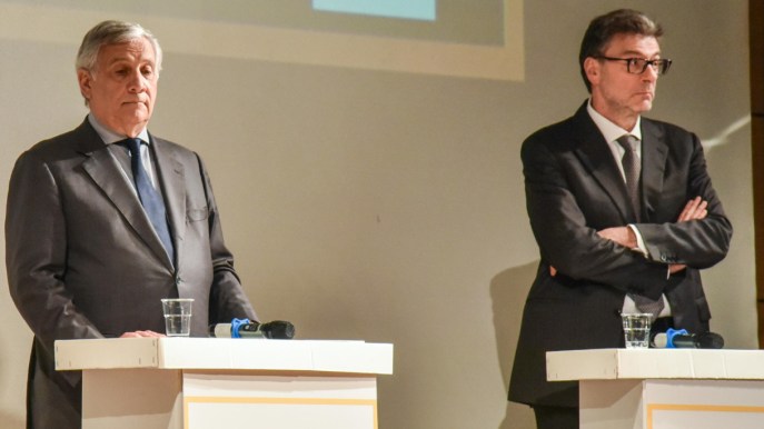 Superbonus, scontro Tajani-Giorgetti sullo “spalma-crediti”: scintille nel Governo