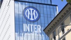 Inter, scadenza Oaktree per Zhang: a rischio l’accordo con Pimco