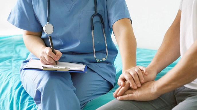 Tumori, quanto pesano diagnosi e cure sulle condizioni economiche di chi si ammala