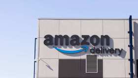 Amazon entra nella Top 5: sfondato tetto di 2.000 miliardi di capitalizzazione