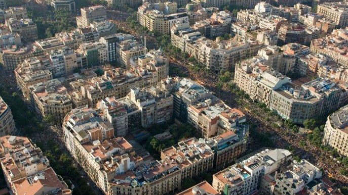 Affitti brevi vietati dal 2028 a Barcellona: l’effetto in Italia sui prezzi delle case